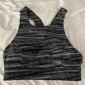 Lululemon High-Neck Bra Size 4